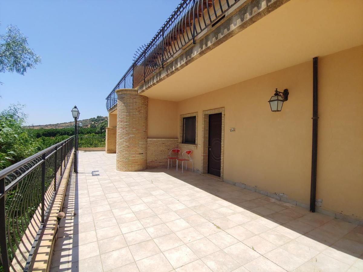 Tenuta Bellaprima Caltagirone Niscemi Eksteriør billede