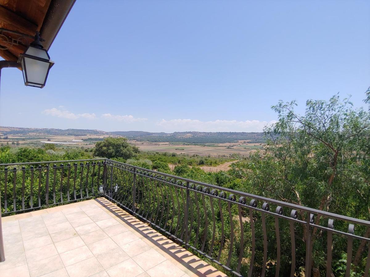 Tenuta Bellaprima Caltagirone Niscemi Eksteriør billede