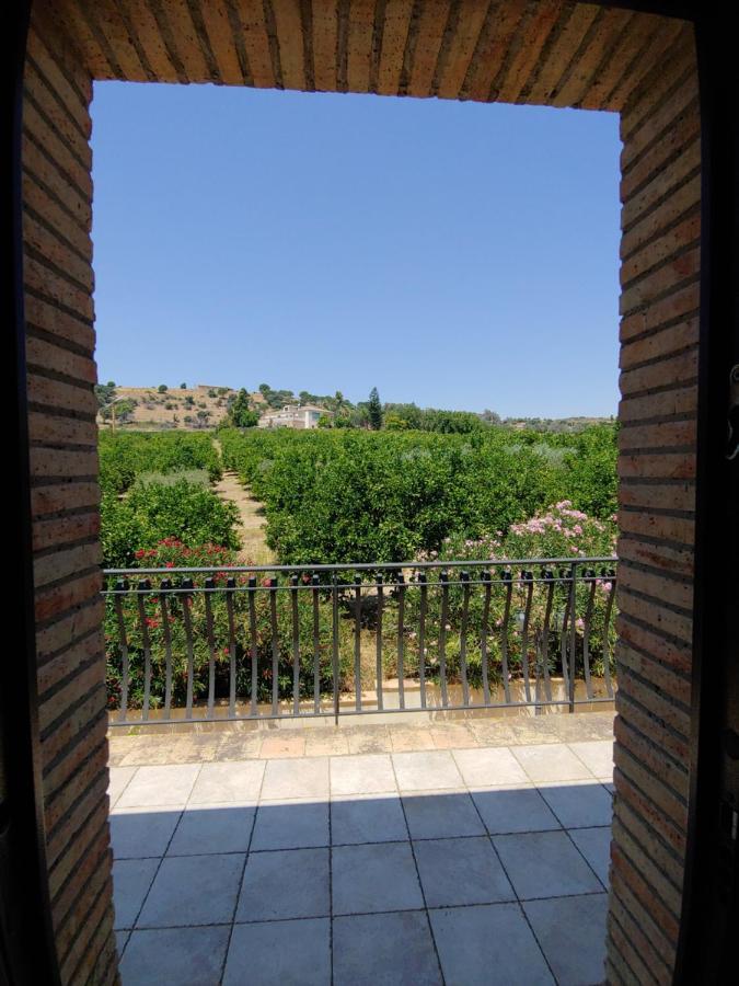 Tenuta Bellaprima Caltagirone Niscemi Eksteriør billede