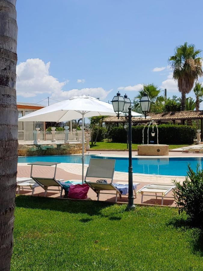 Tenuta Bellaprima Caltagirone Niscemi Eksteriør billede
