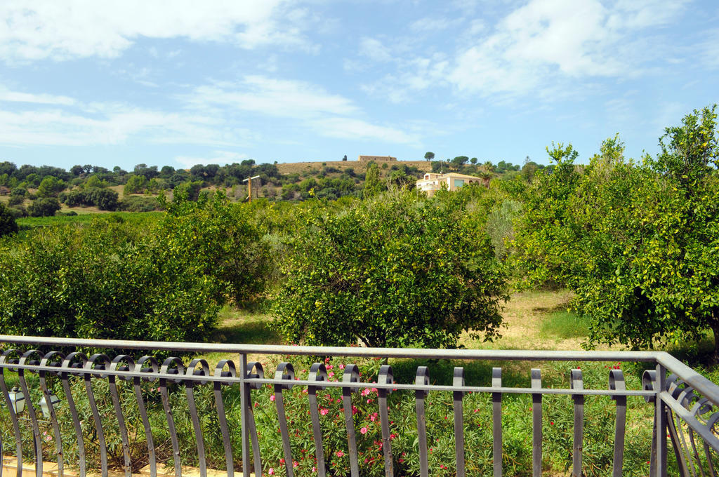 Tenuta Bellaprima Caltagirone Niscemi Eksteriør billede